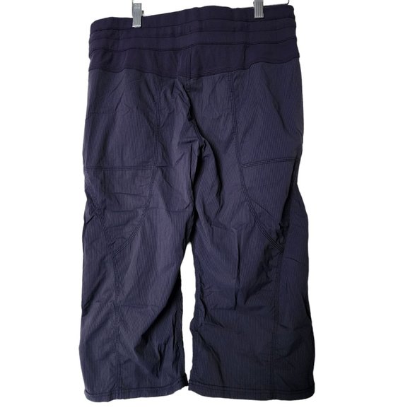 Lululemon Navy Blue Dance Studio Crop No Liner Womens Size 10 - Picture 9 of 11